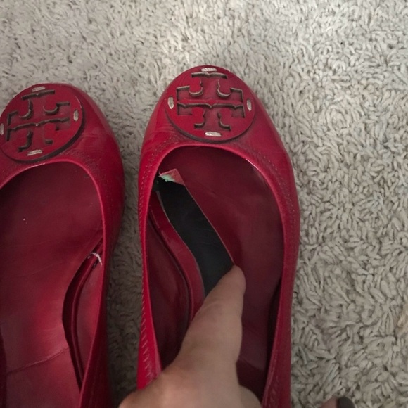 Tory Burch pink patent flats - Picture 2 of 8